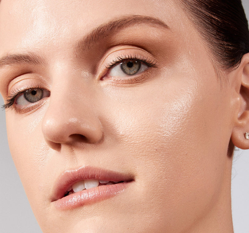 Lightform Extended Hydration Foundation - Image 3 out of 250