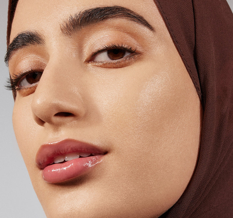 Lightform Extended Hydration Foundation - Image 18 out of 250