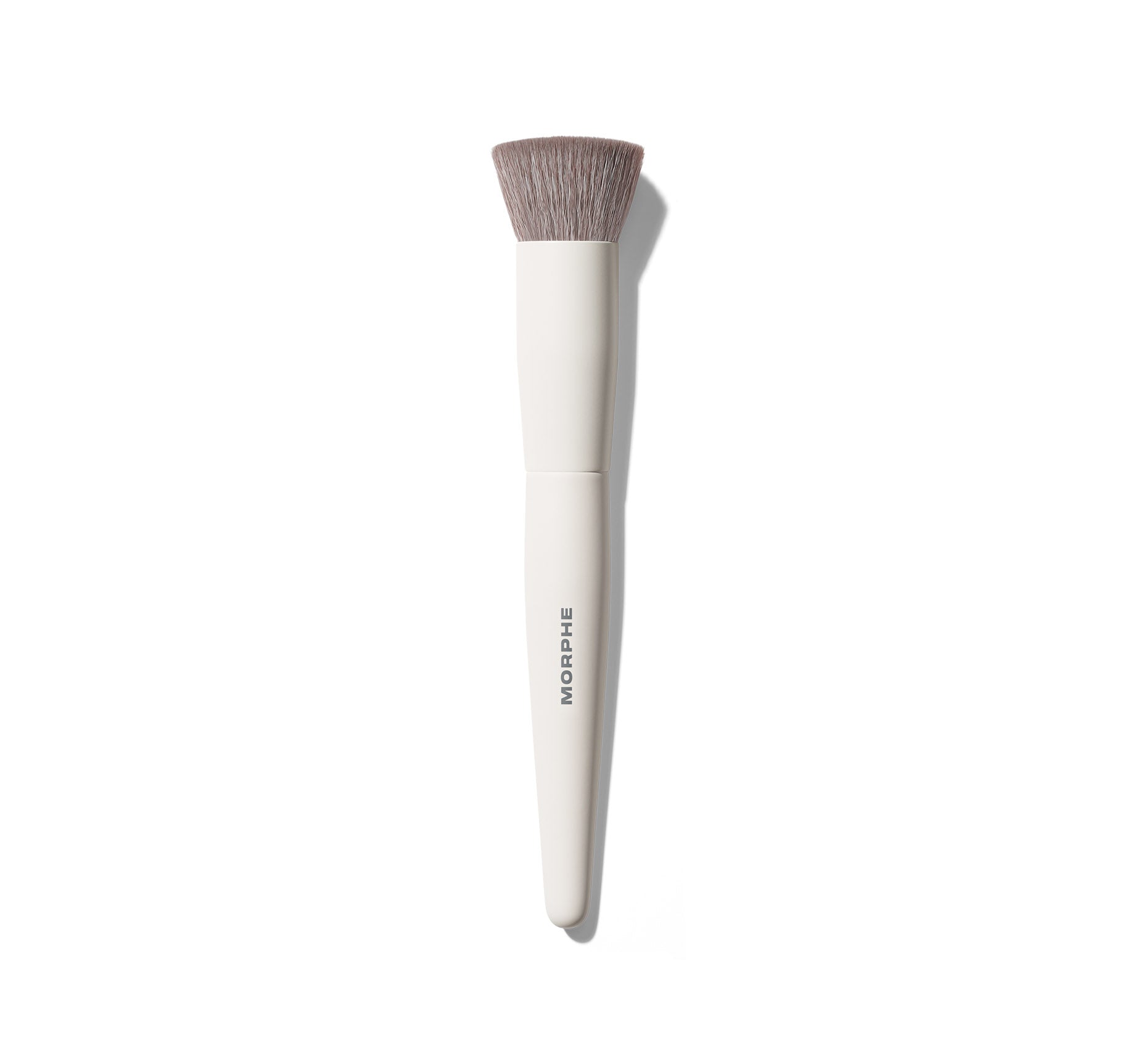 M106 Flat-Topped Foundation Brush