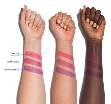 {Berry Wild (fuchsia / strawberry scent)}