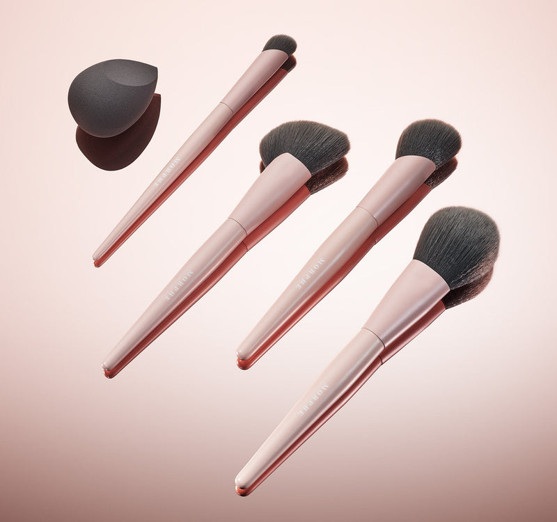 Face Shaping Essentials Bamboo & Charcoal Infused Face Brush Set - Image 5 out of 7