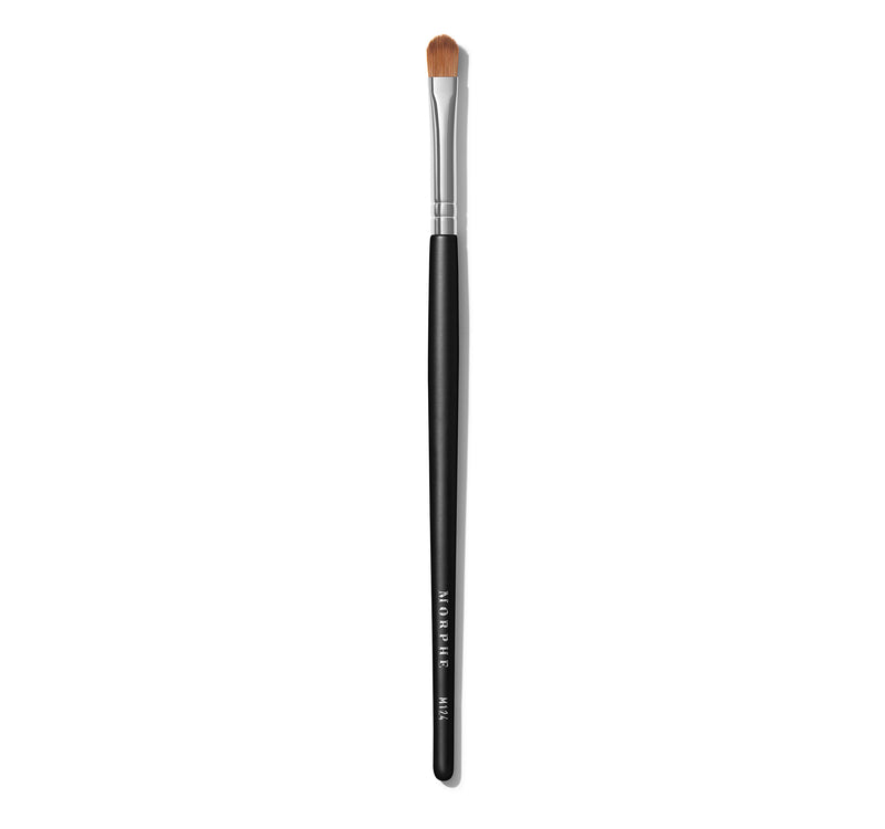 M124 Firm Eyeshadow Brush